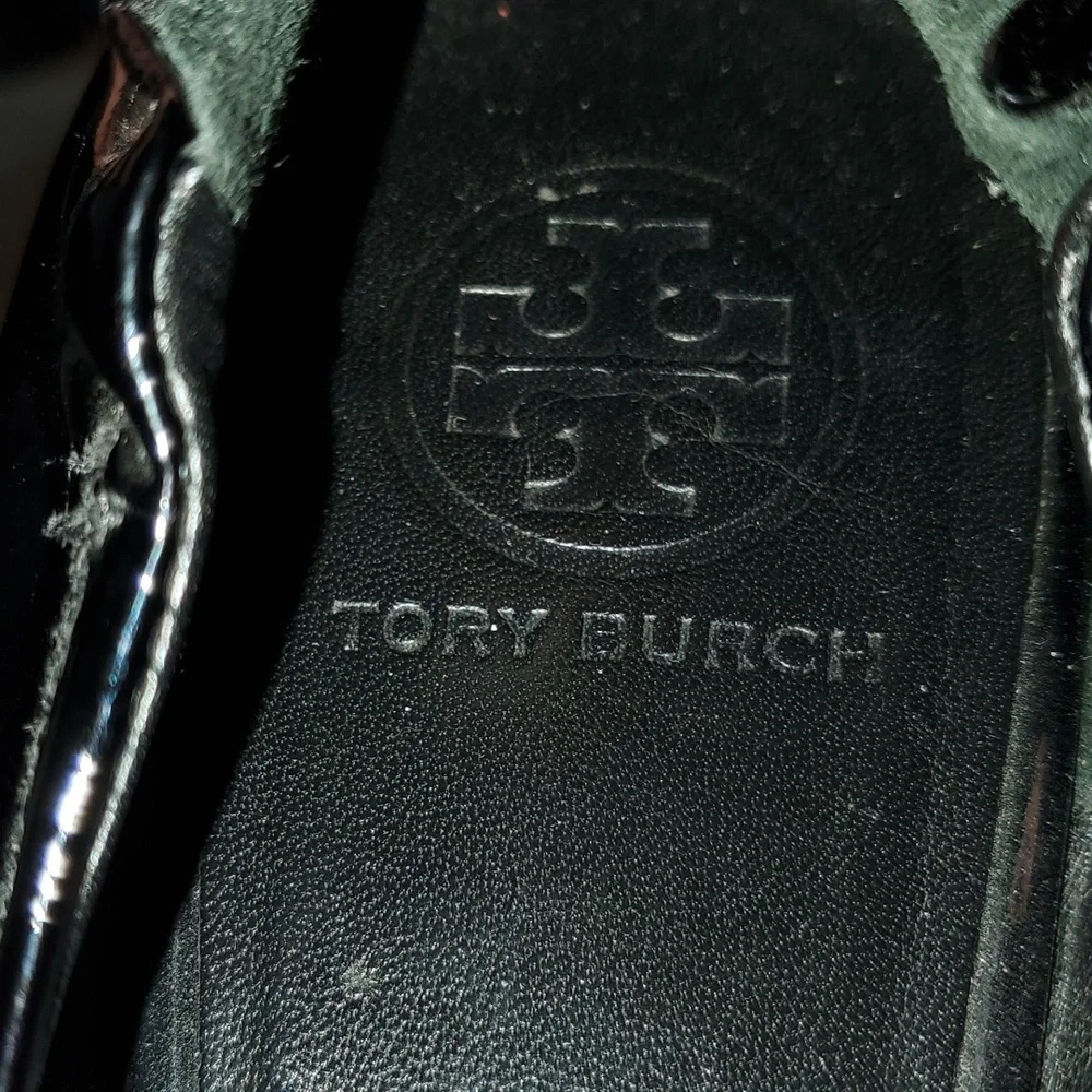 Tory Burch women's 8 black shiny flat shoes
